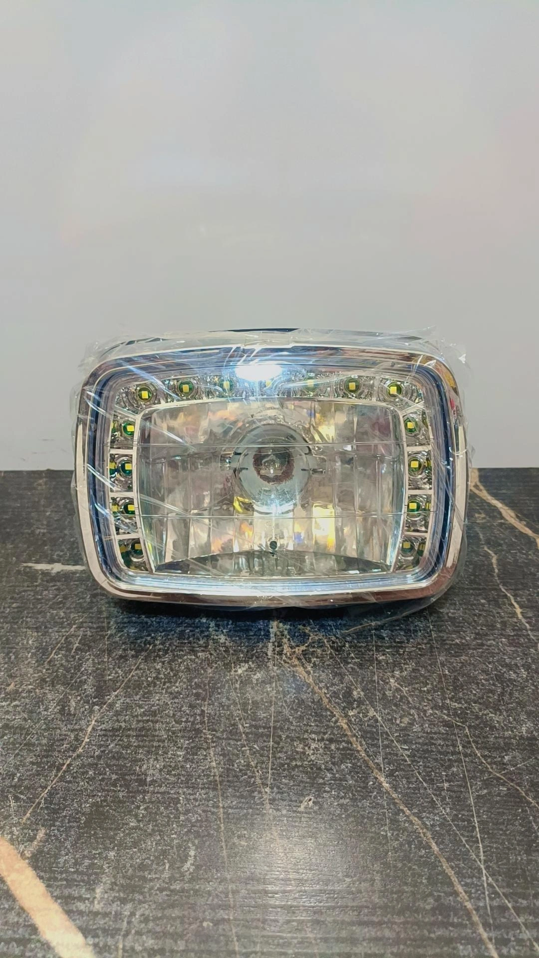 چراغ جلو پروازی 200برند ایران پارت جنس با کیفیت